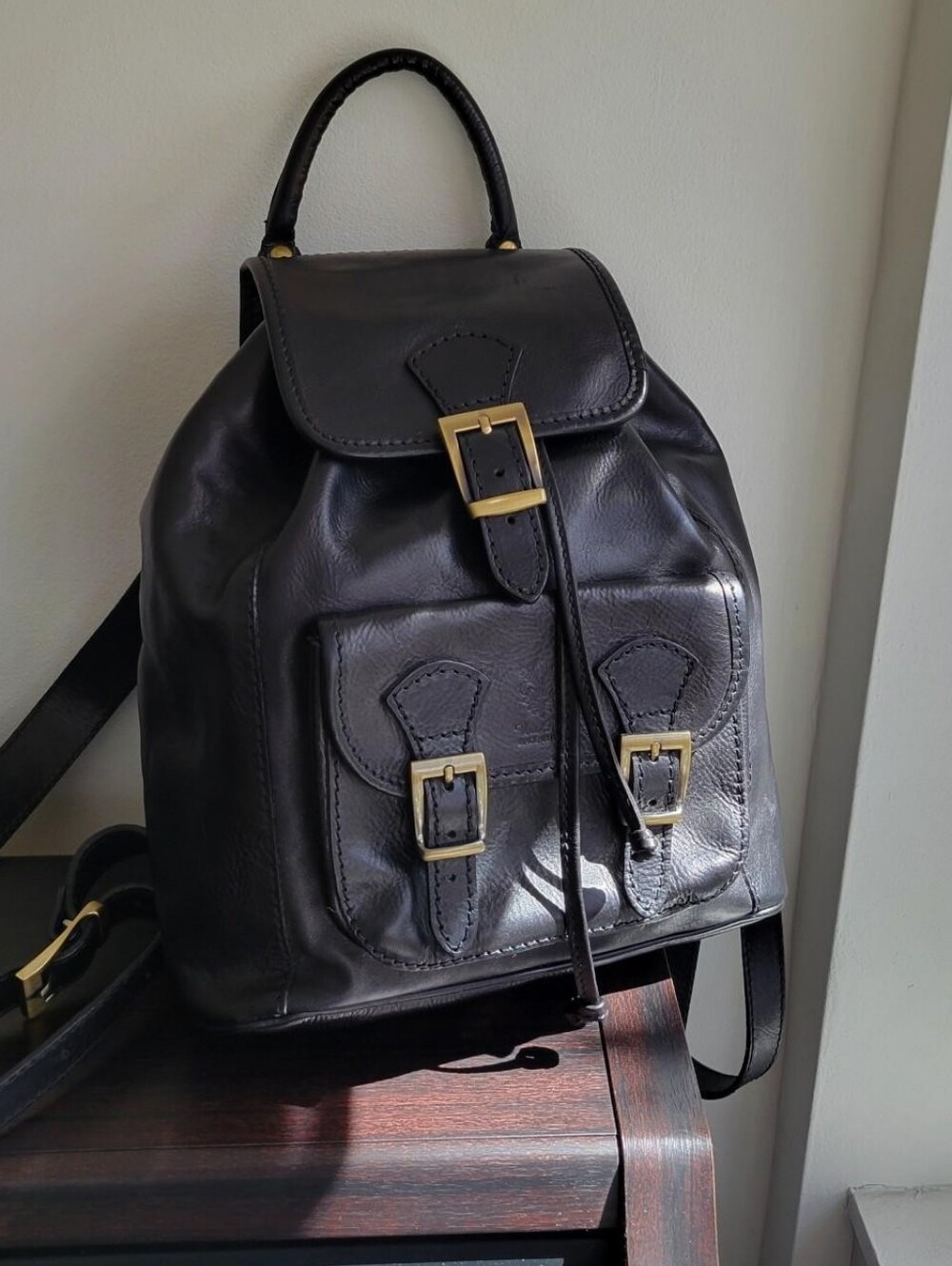 Vera Pelle Italian handmade leather backpack